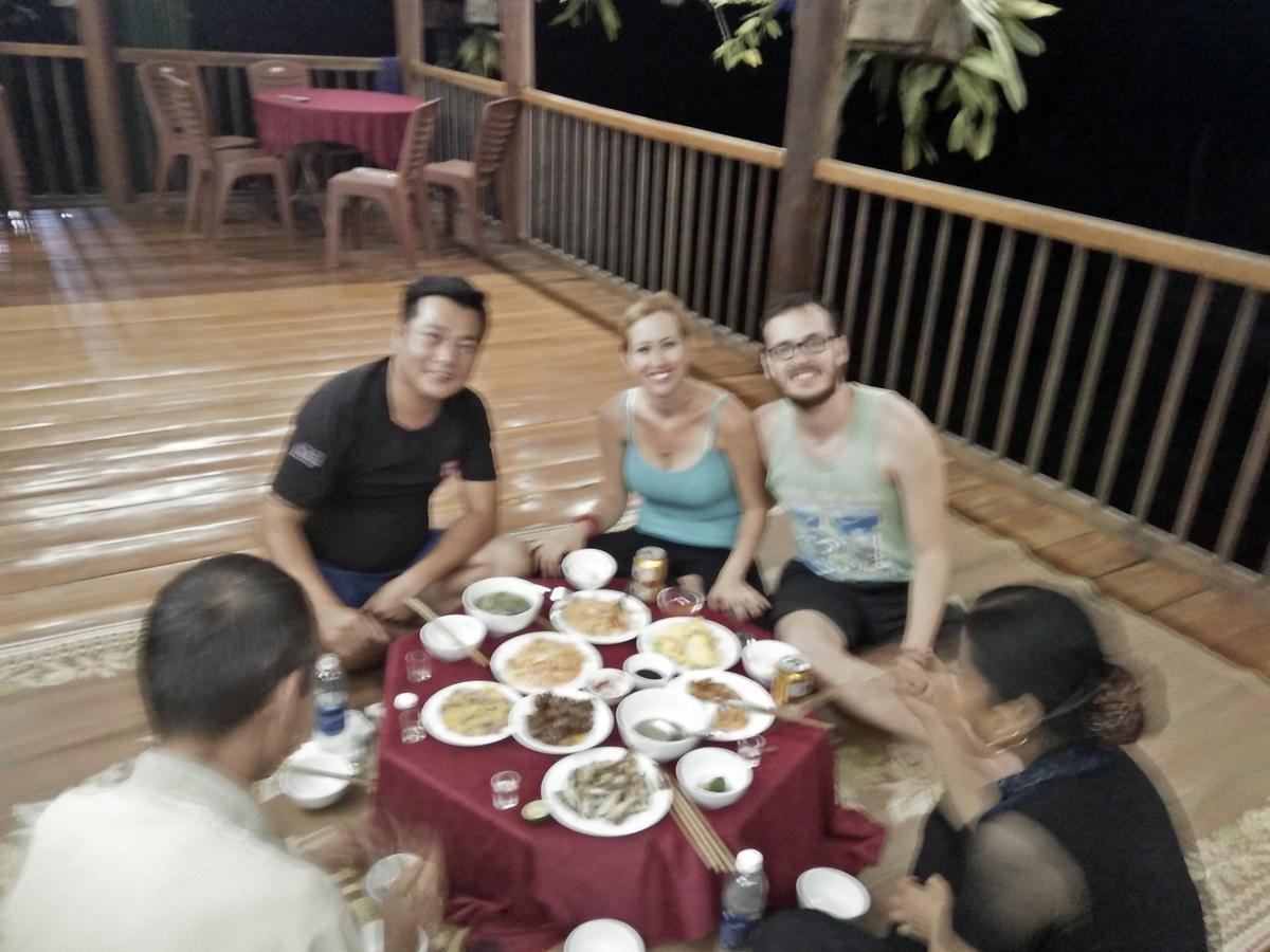 Tran Xuan Homestay Ba Be Exterior foto