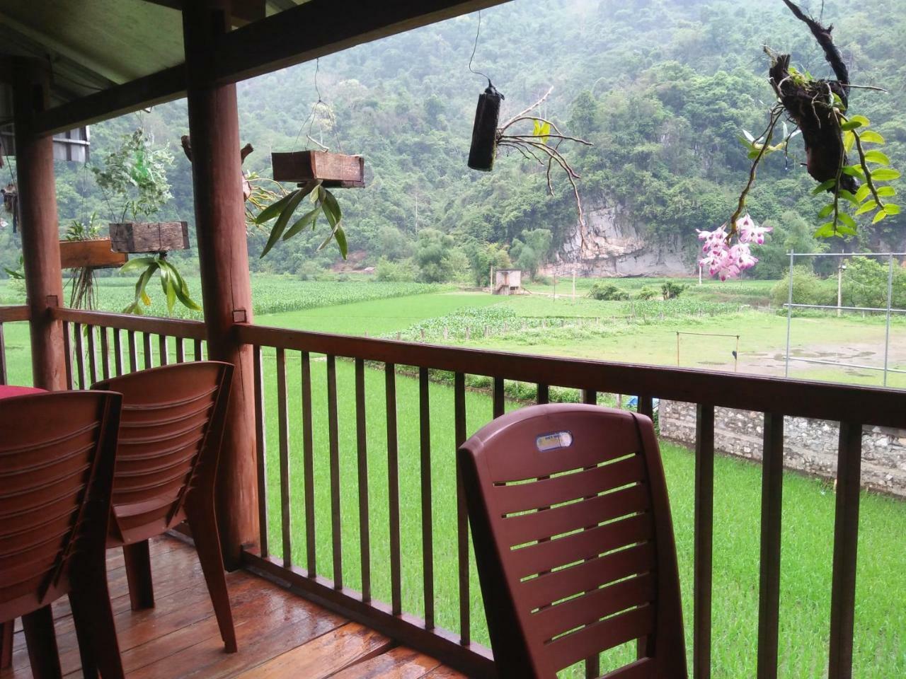 Tran Xuan Homestay Ba Be Exterior foto
